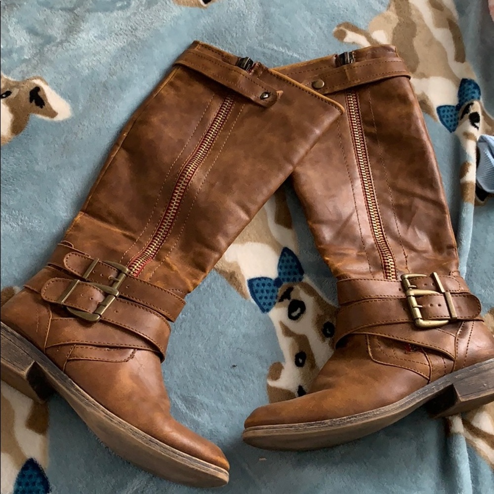 Tall Brown boots